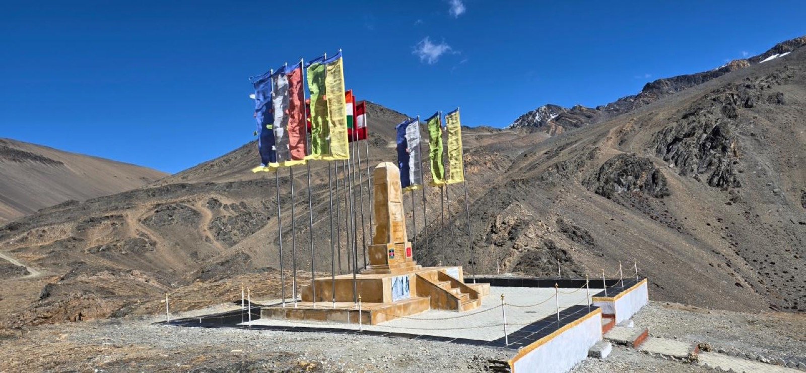 Chhetri War Memorial at Tulung La